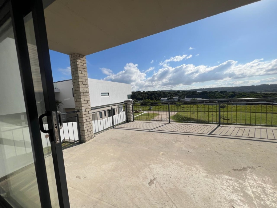 5 Bedroom Property for Sale in Royalston Residential Estate and Wildlife Reserve Eastern Cape